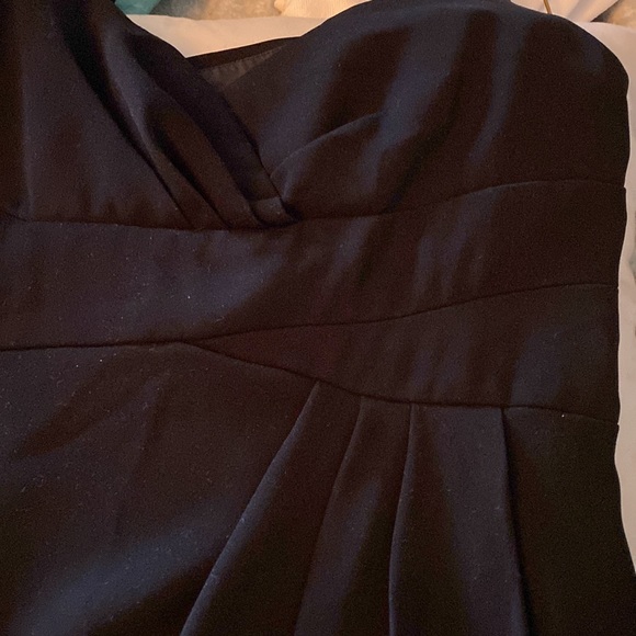 Jones New York Little Black Dress Size 16. Faux Wrap. Fully lined. - Picture 10 of 13